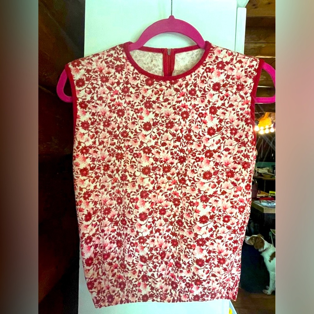 Vintage Handmade Women’s Red Pink Floral Sleeveless Top Size small 60s 70s